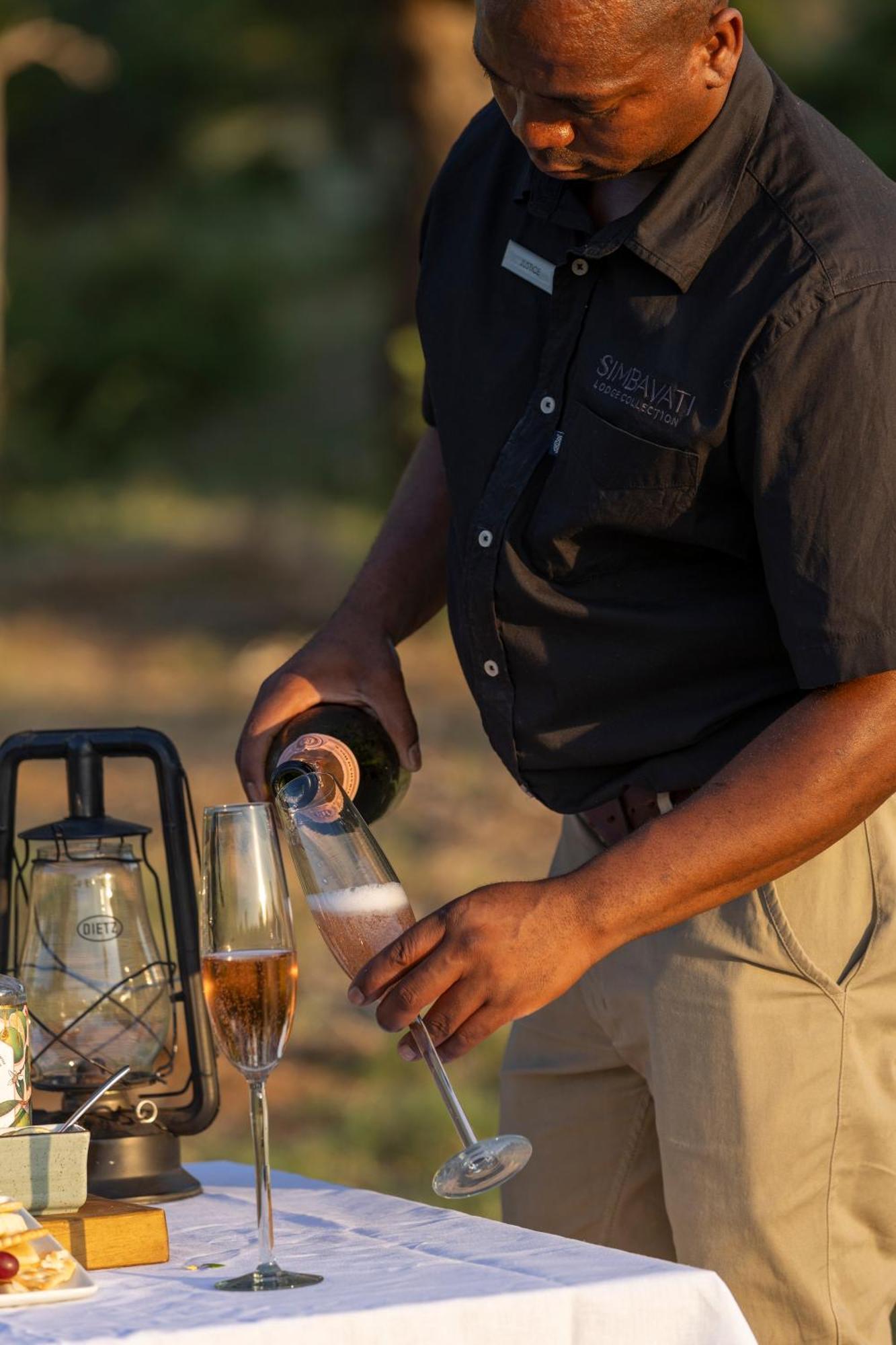 Simbavati River Lodge Timbavati Game Reserve Exteriér fotografie